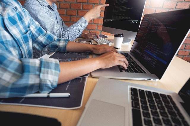 印度軟件外包業的AI大逃殺