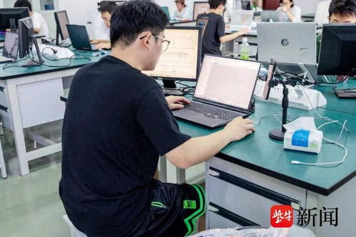 江蘇大學京江學院42名精英學子在先進成圖技術與產(chǎn)品信息建模創(chuàng)新大賽中展現(xiàn)卓越風采